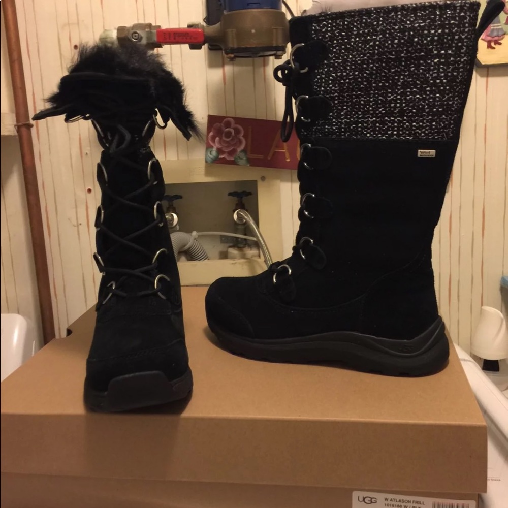 UGG ATLASON Frill